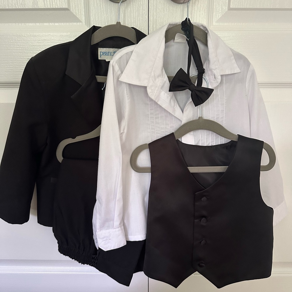 Boys 4T Tuxedo